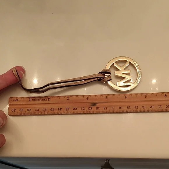 Michael Kors Bag Fob Purse Tag - Picture 8 of 10